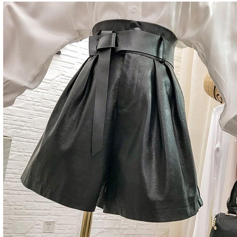 【173當鋪シリーズ】★短パン★ 2カラー カジュアルパンツ PU 着痩せ コーヒー色 ブラック 合わせやすい シンプル - ChinChic