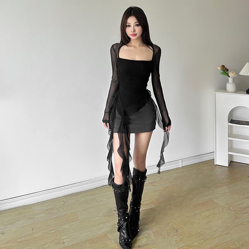【KLIOUシリーズ】2色 Tシャツ チュール セクシー レディース 着痩せ ブラック ホワイト 黒 白 不規則