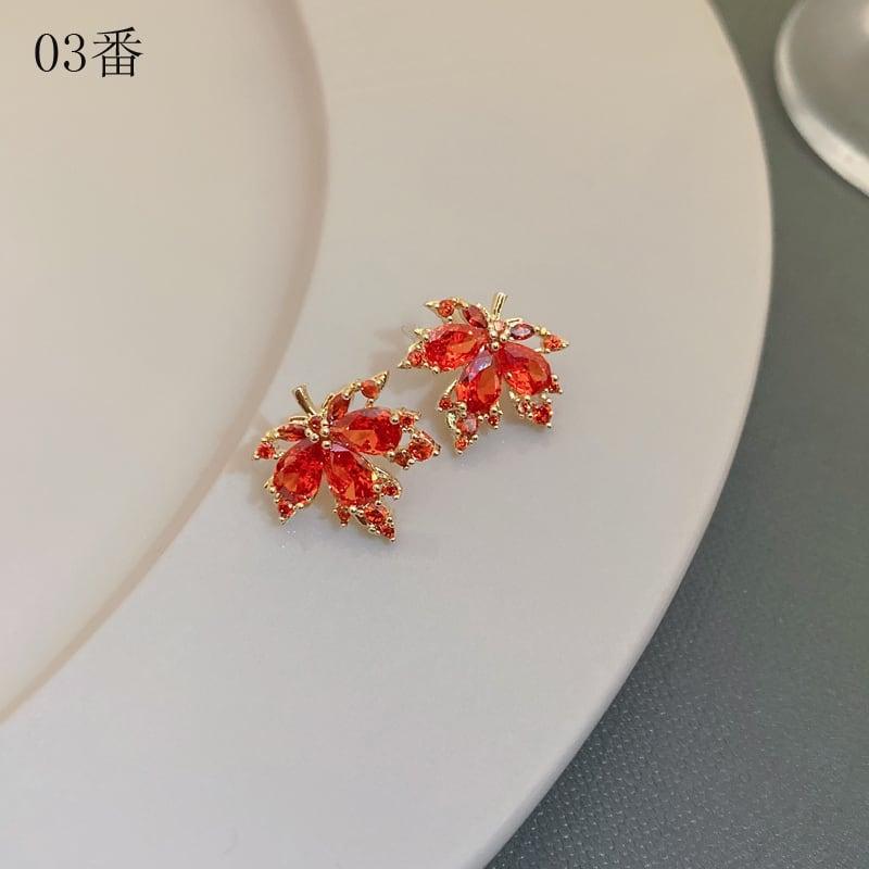 【青柠シリーズ】★耳飾り★ 3タイプ ピアス ペア レディース アクセサリー 楓 かえで 赤 可愛い 葉 気質アップ - ChinChic