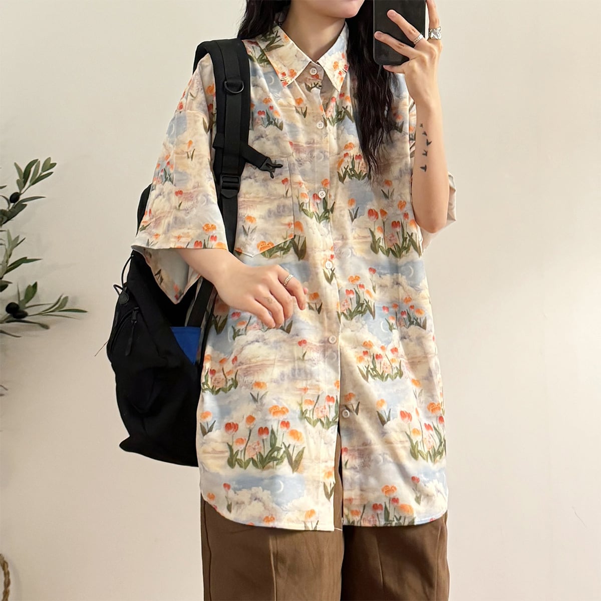 【UATONLINEシリーズ】半袖花柄アロハシャツ 男女兼用 メンズカジュアル 夏服 ートップス アプリコット