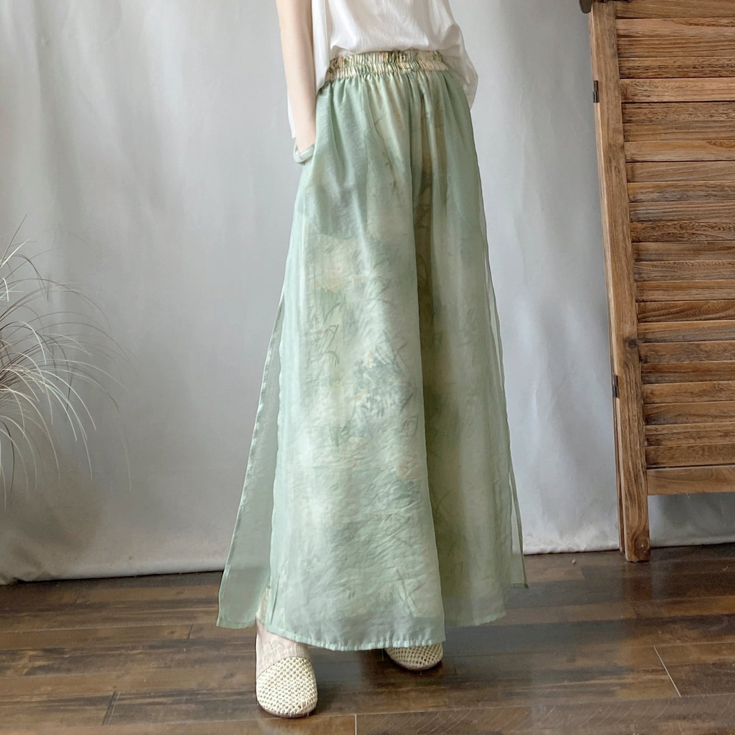 【XFJシリーズ】チャイナ風 ガウチョパンツ 花柄 3色 - グリーン ピンク イエロー 中華風 ボトムス