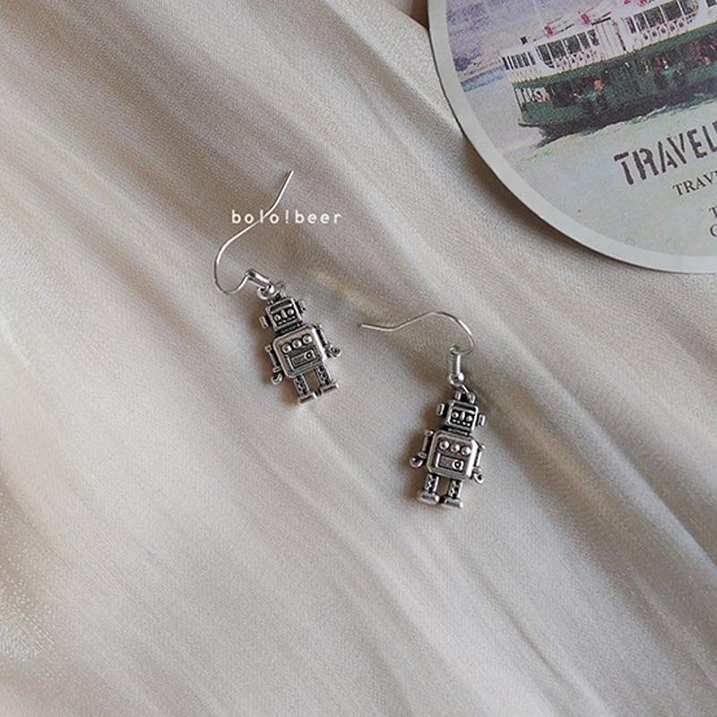 【BOLO!BEERシリーズ】★ピアス★ ペア 耳飾り レディース 個性的 ロボット アクセサリー 可愛い 合わせやすい - ChinChic