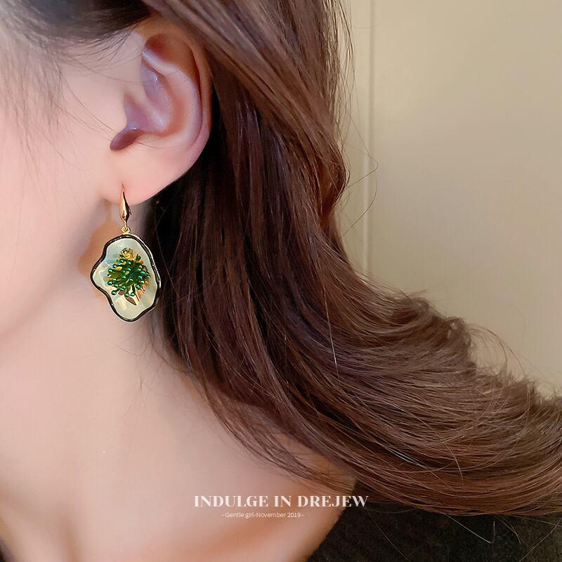 【DREJEWシリーズ】★ピアス★ ペア 耳飾り レディースアクセサリー 緑 グリーン 気質アップ デート - ChinChic