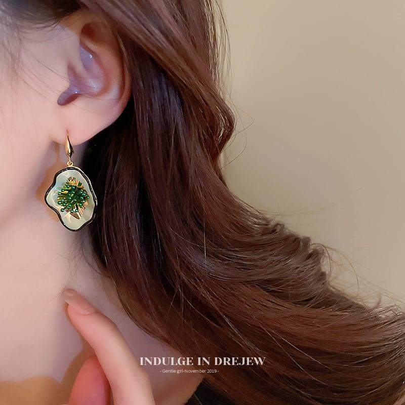 【DREJEWシリーズ】★ピアス★ ペア 耳飾り レディースアクセサリー 緑 グリーン 気質アップ デート - ChinChic