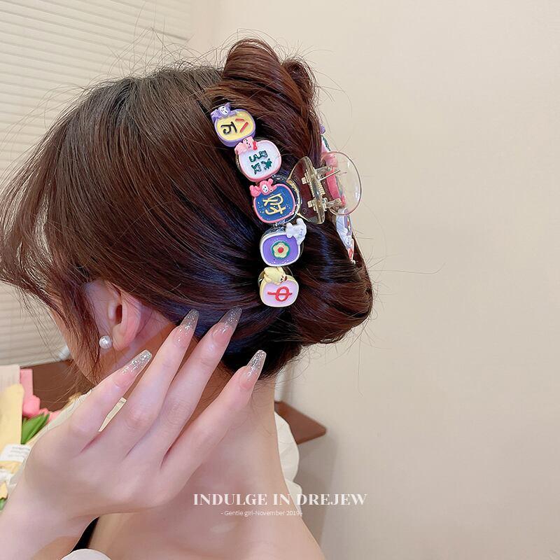 【DREJEWシリーズ】★髪飾り★ ヘアクリップ レディース アクセサリー 彩 可愛い 文字柄 デート 通勤 通学 流行 トレンド おしゃれ - ChinChic