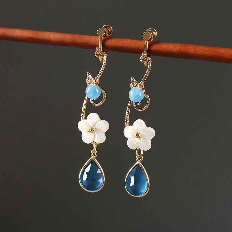 【煙雨江南シリーズ】★チャイナ風耳飾り★ ペア ピアスORイヤリング アクセサリー 中華服 水玉 青 ブルー - ChinChic