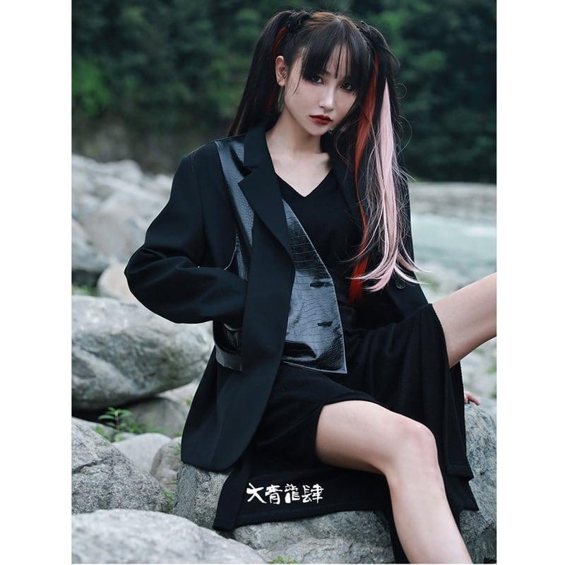 【大青龍肆シリーズ】★ブレザー★ アウター 切り替え レトロ 合わせやすい フェイクレイヤード ブラック 黒い - ChinChic