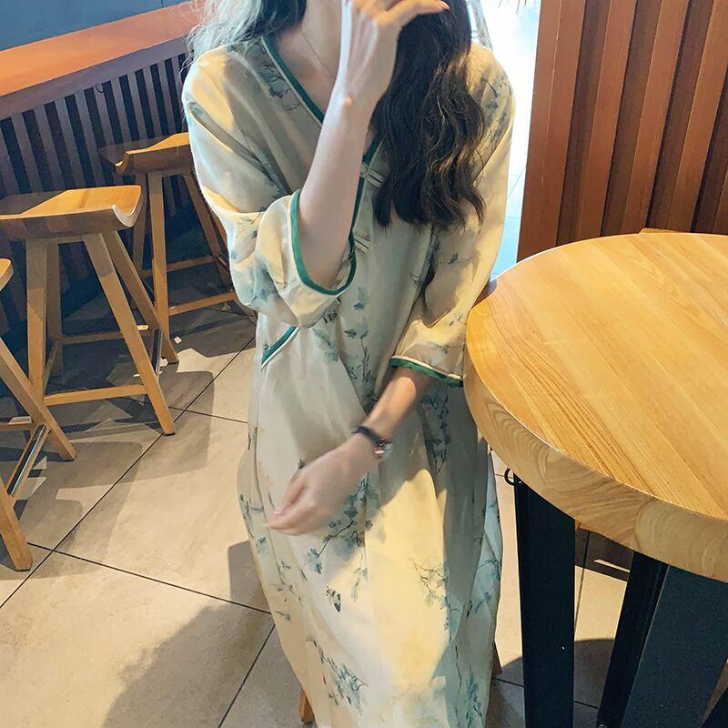 【TIOCIADZRシリーズ】★チャイナ風ワンピース★ 改良唐装 中華服 Vネック ゆったり 配色 プリント - ChinChic
