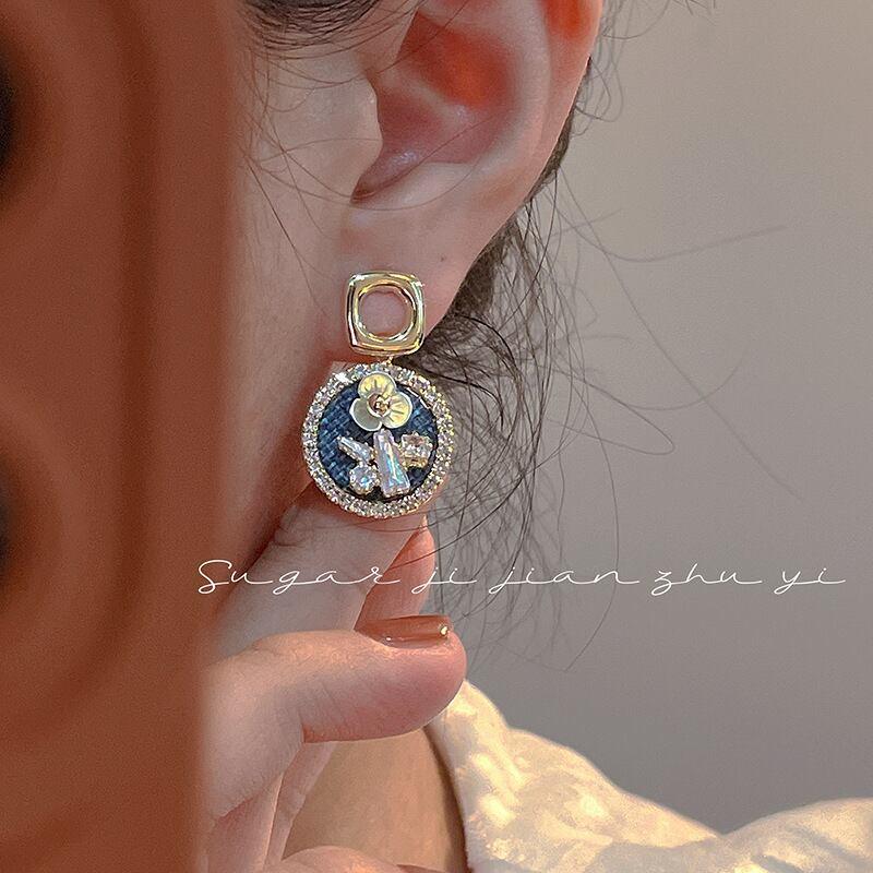 【ZAIZAIシリーズ】★耳飾り★ ピアス ペア レディース アクセサリー 気質アップ デート 通勤 花 キラキラ - ChinChic