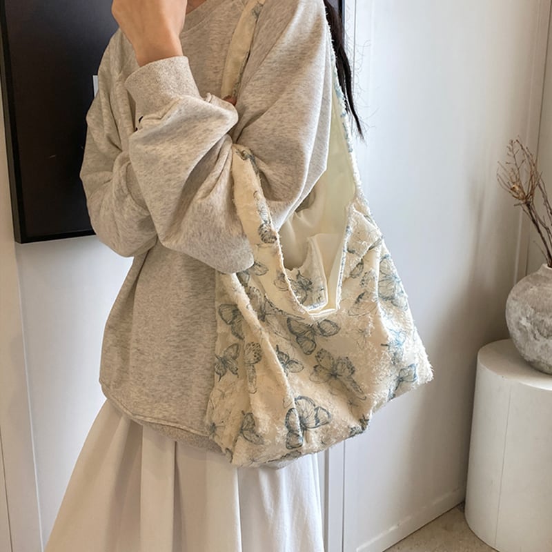 【KEKEシリーズ】トートバッグ 大容量 2色 蝶々柄 可愛い 柔らかい レディース デート用