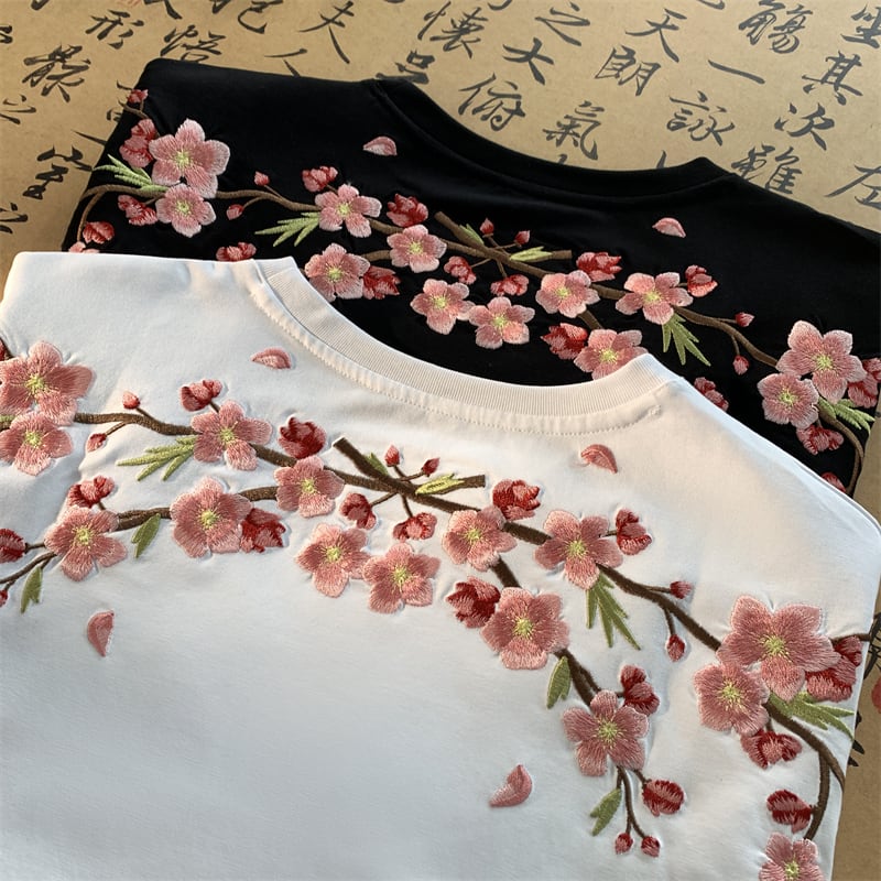 【VESIBOシリーズ】チャイナ風 半袖 Tシャツ 刺繍 花柄 梅の花 男女兼用 メンズ レディース ブラック ホワイト