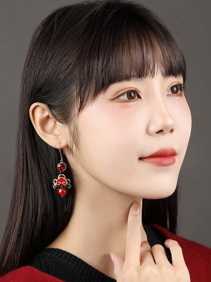 【樓蘭客棧シリーズ】★チャイナ風耳飾り★ ペア ピアスタイプ イヤリングタイプ レディースアクセサリー レッド 赤い - ChinChic