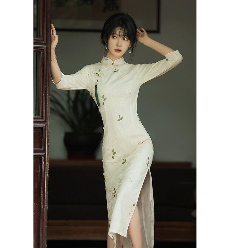 【美拉丁シリーズ】★チャイナドレス★ チャイナ風ワンピース レース 七分袖 スリット 優雅 可愛い 白い ホワイト - ChinChic